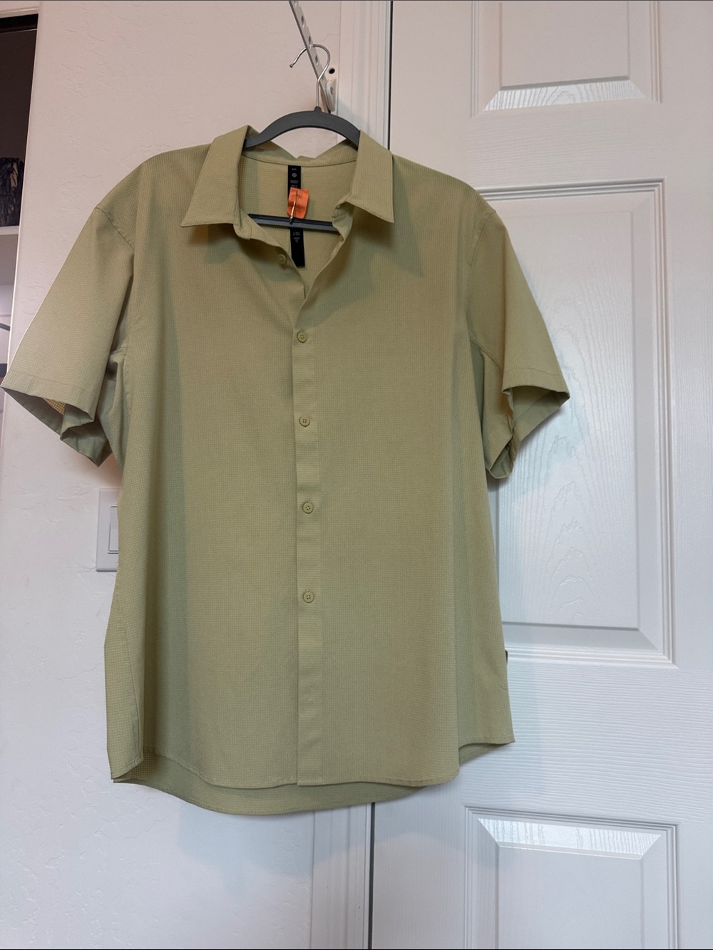 Lululemon Short-Sleeve Button-Up Shirt XXL